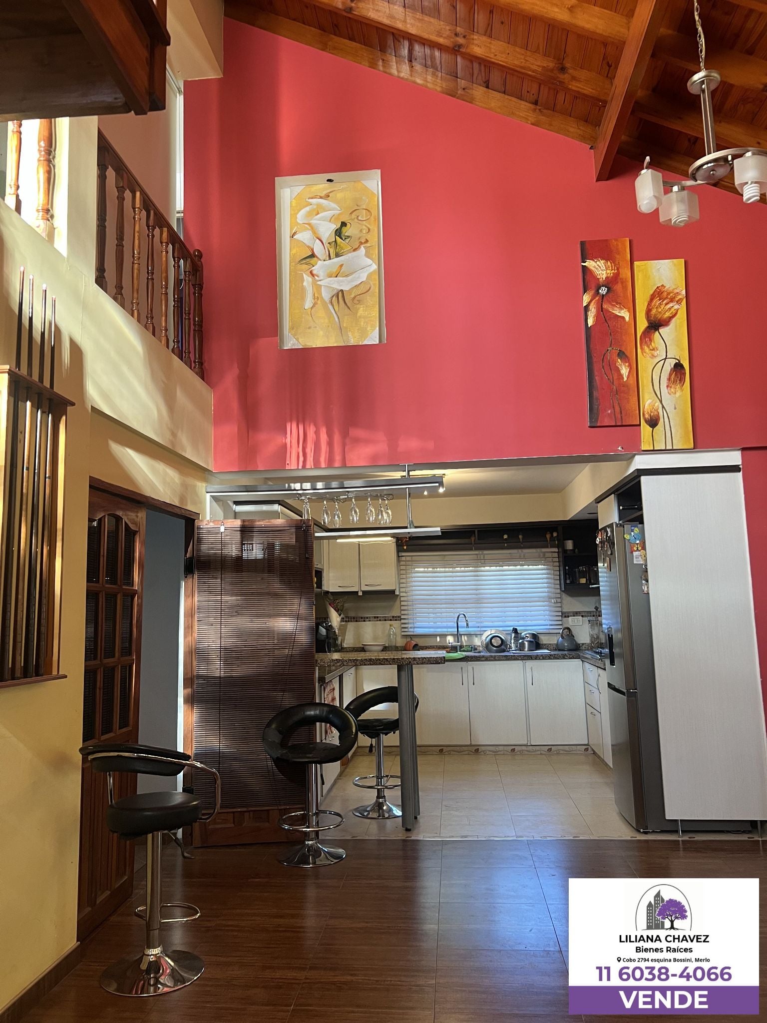 Casa de 7 ambientes con pileta ubicada en Libertad, Merlo Buenos Aires.  5