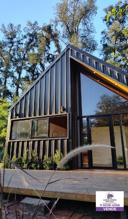 Casa estilo nordico en venta en Mariano Acosta  2