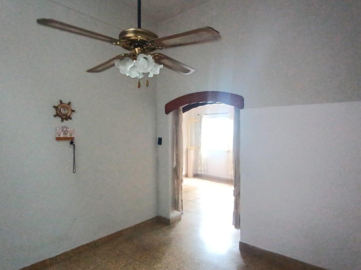 Casa Lote Propio en Esquina, 3 Ambientes, Pergamino 3205, Villa Soldati 1