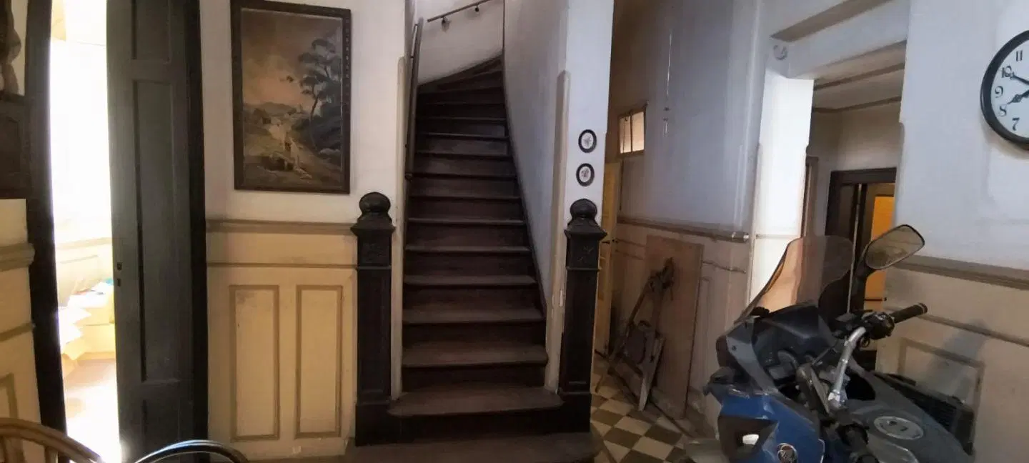 VENTA CASA 5 AMBIENTES + PATIO + 2 BALCONES + TERRAZA VELEZ SARSFIELD 4