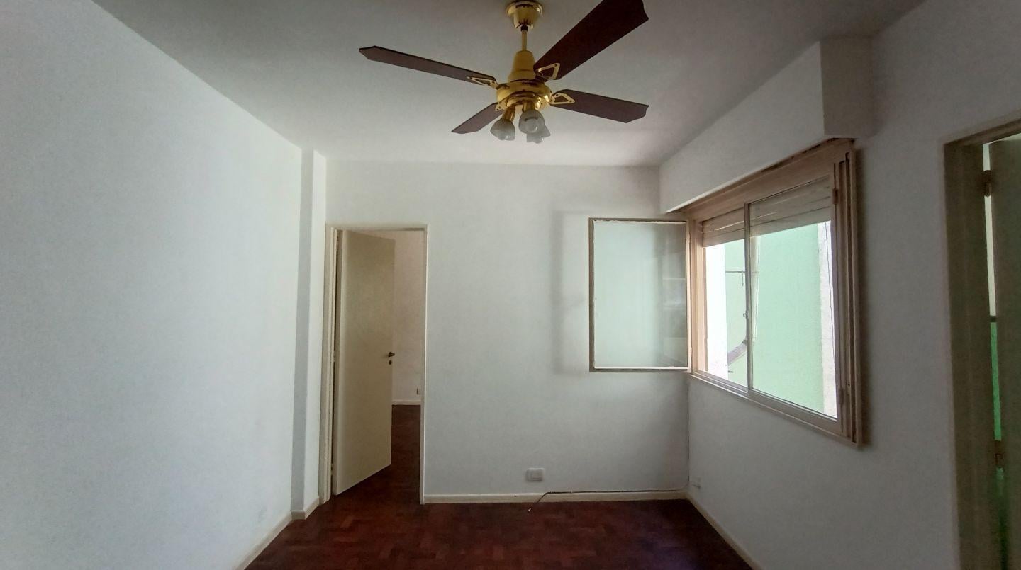 Foto de VENTA DEPARTAMENTO 2 AMBIENTES FLORESTA, imagen 2