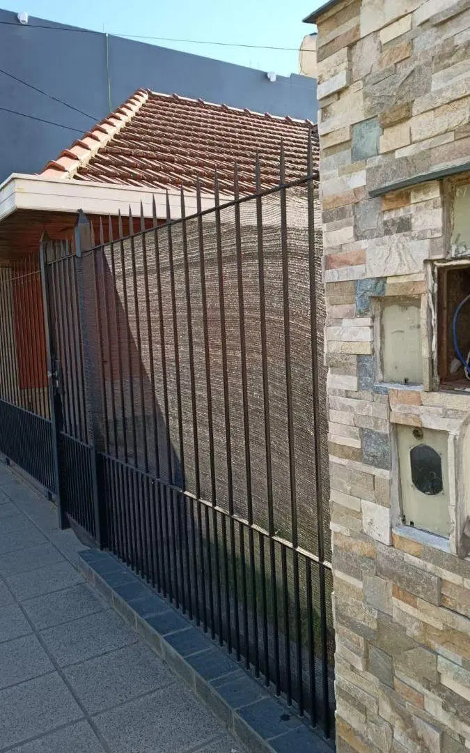Casa De 3 Ambientes Exc/ubi Con Garaje 5