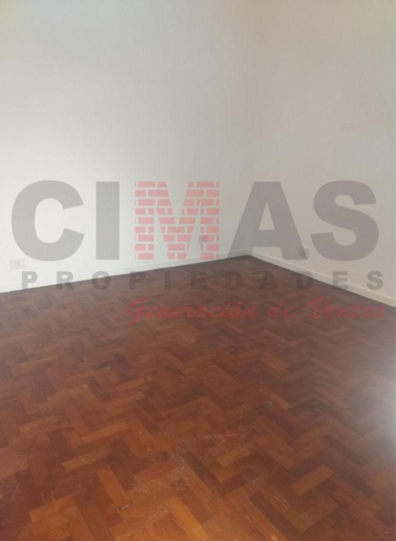 ALQUILER PH 4 AMBIENTES CON PATIO *SIN EXPENSAS*