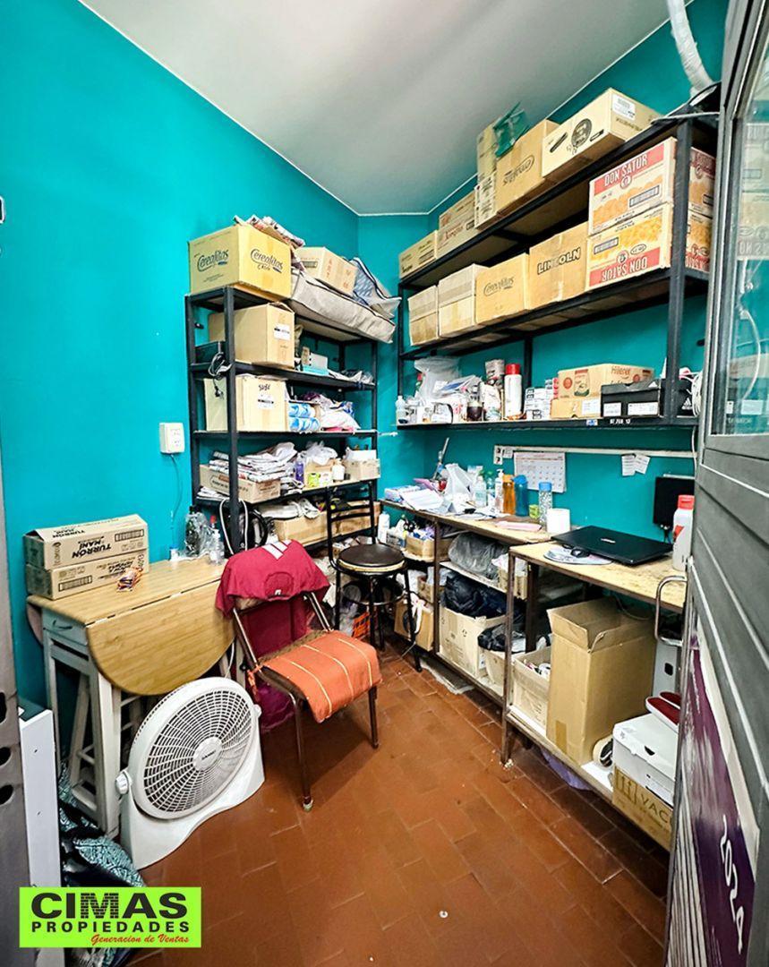 Venta de Local en Villa del Parque / Actualmente Kiosco 5