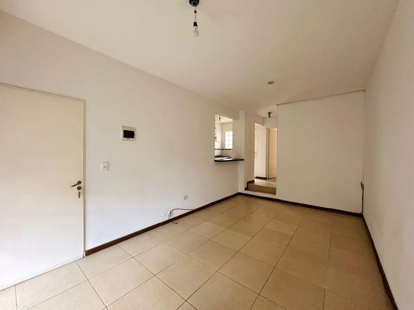 PH 2 AMBIENTES PB CON PATIO *SIN EXPENSAS* monte castro SEMI NUEVO 5 AÑOS 1