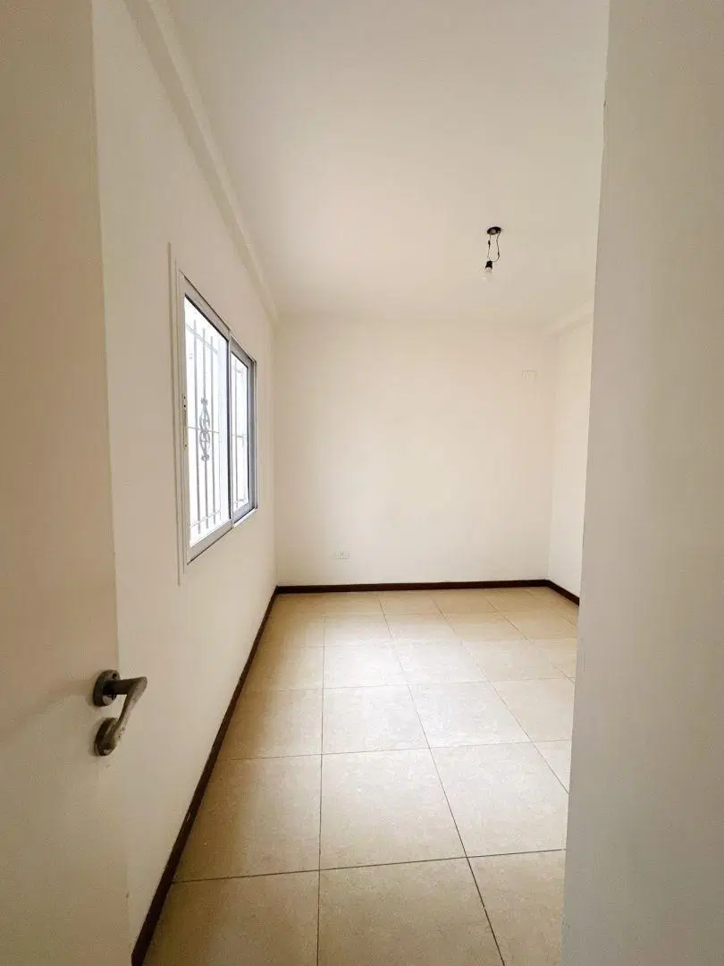 alquiler PH 2 AMBIENTES PB CON PATIO floresta 5