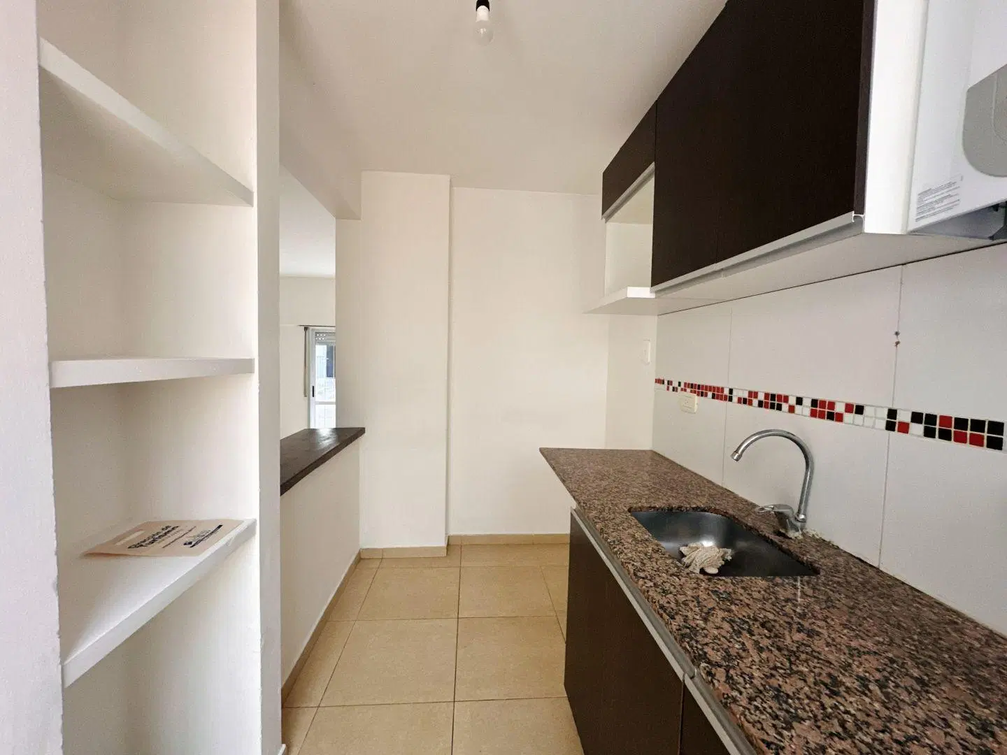 PH 2 AMBIENTES PB CON PATIO *SIN EXPENSAS* floresta SEMI NUEVO 5 AÑOS 2