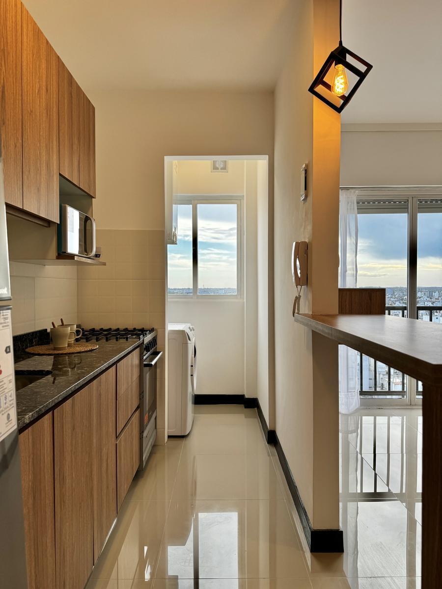 Venta - Departamento Dos Ambientes con Balcón Francés - Moreno 2234 3