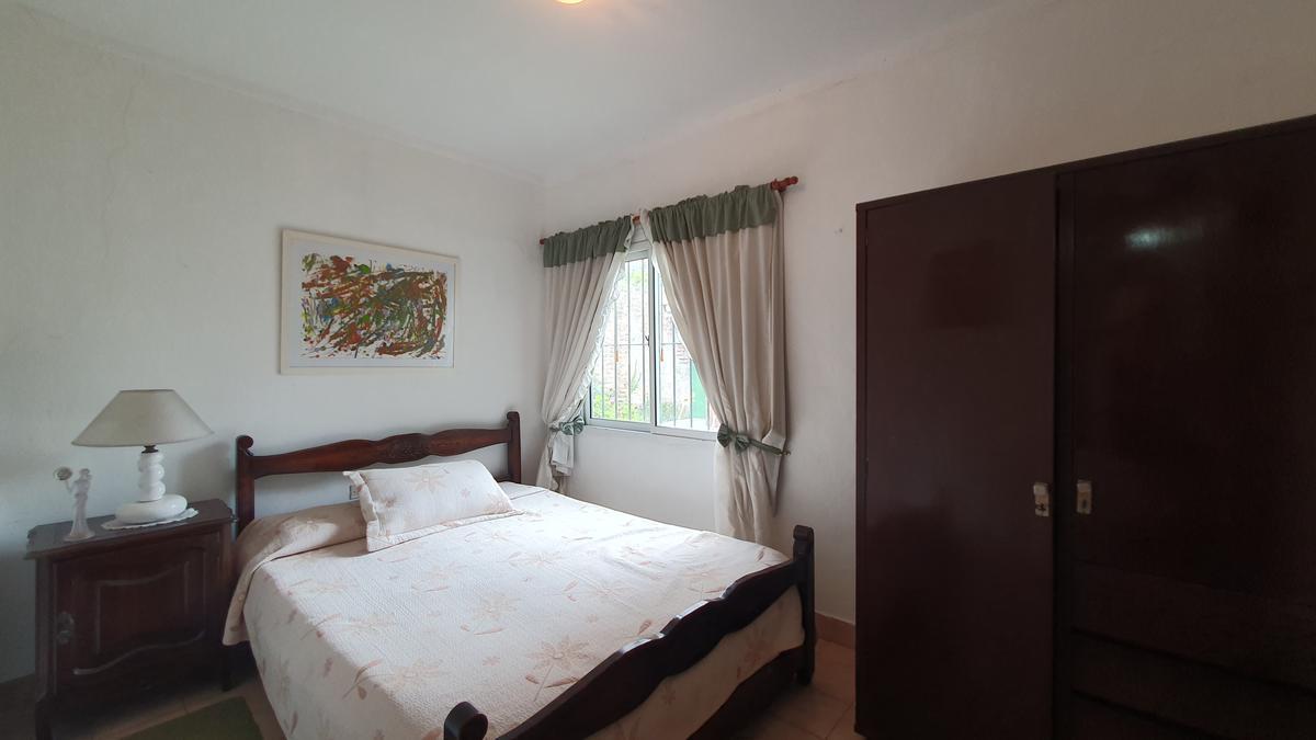 Venta - Casa Cuatro Ambientes con Garaje y Departamento - Irala 6071 5