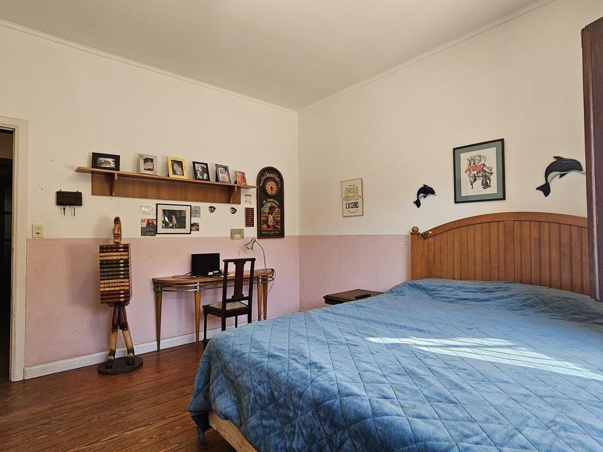 Venta - Chalet con Cuatro Dorm. Sobre Lote de 1380 m - Los Troncos 1