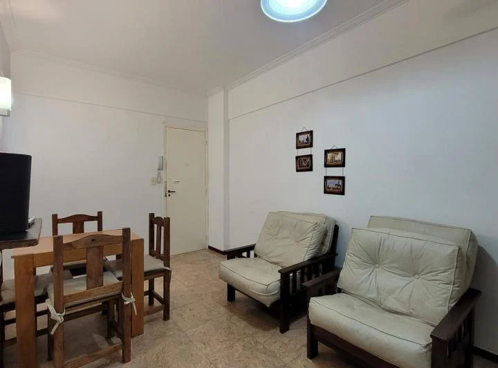 Alquiler 24 meses - Departamento dos ambientes contrafrente - Av Colon 2038 - Plaza Colon 4