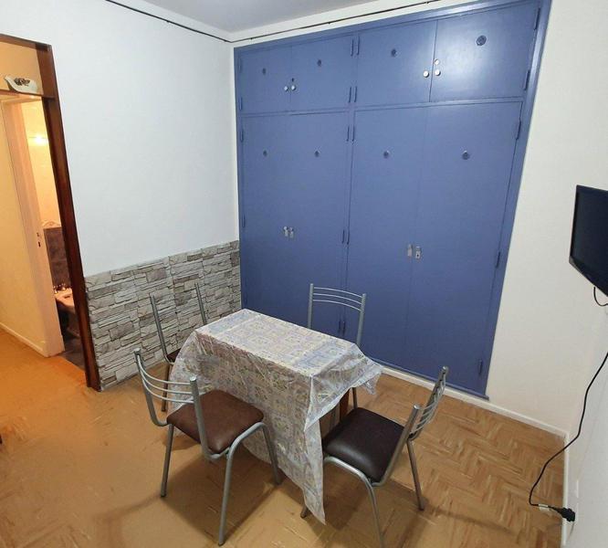 Alquiler temporario - Departamento un ambiente al contrafrente - Av. Colon 2056