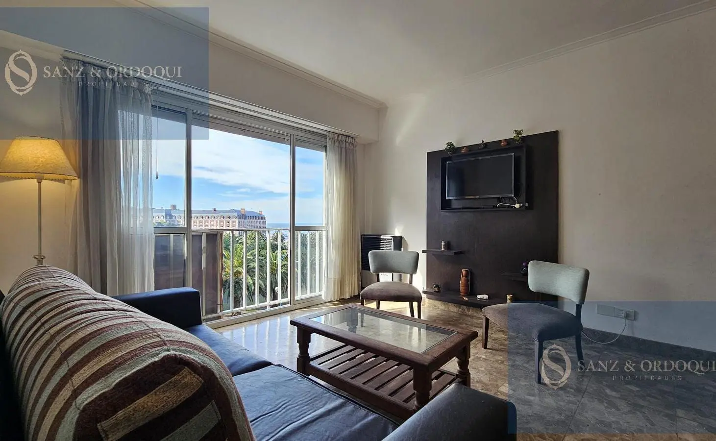 Departamento en Plaza Colón · 3 amb con vista al mar 2