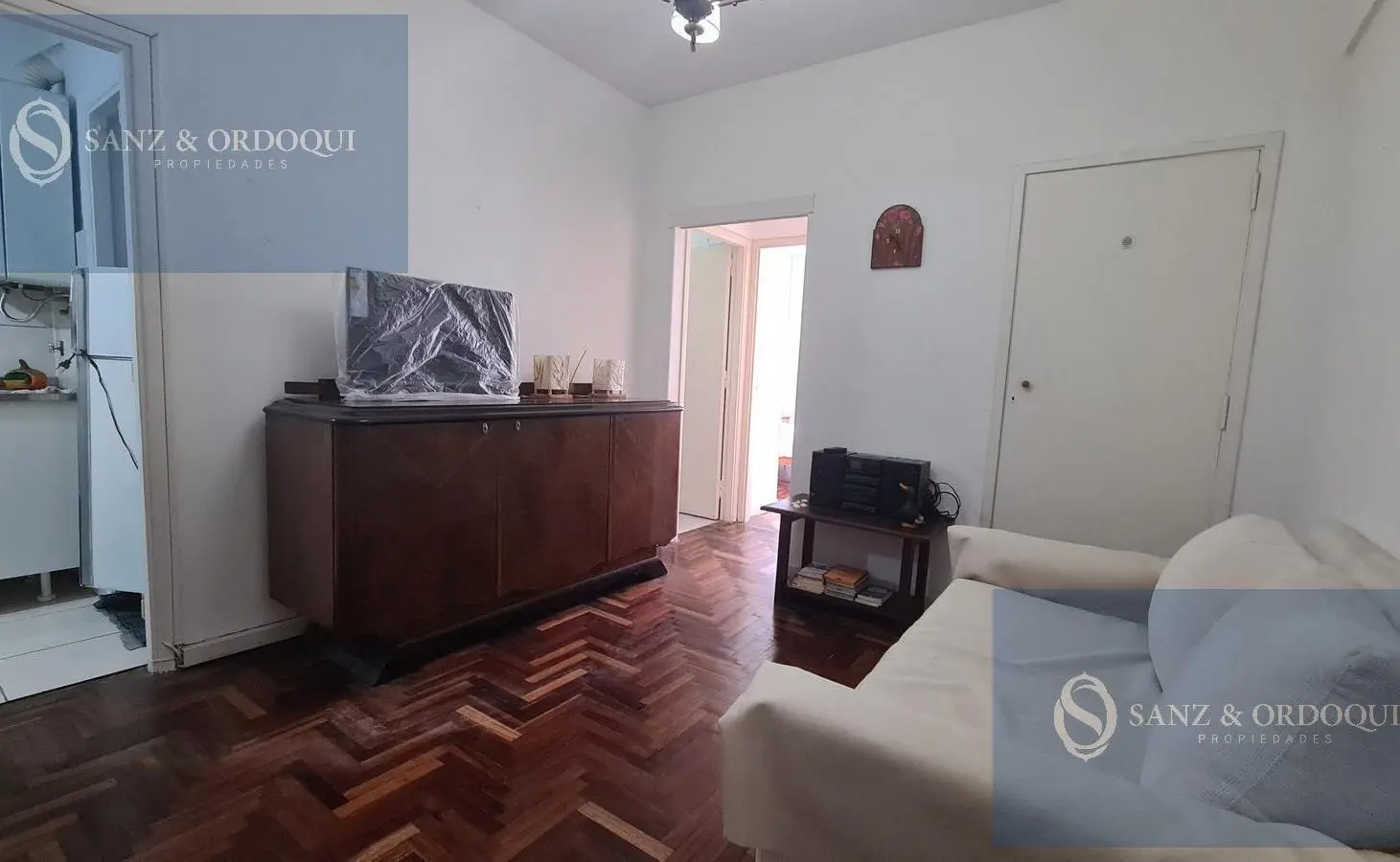 Alquiler temporario - Departamento tres ambientes invertido a la calle - Cordoba 2277 1