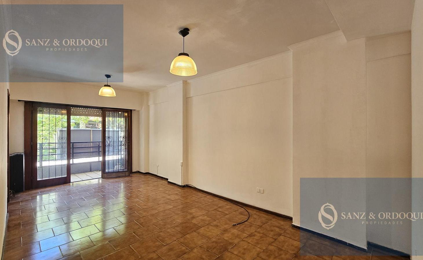 Venta - Departamento tres ambientes a la calle - Buenos aires 2525