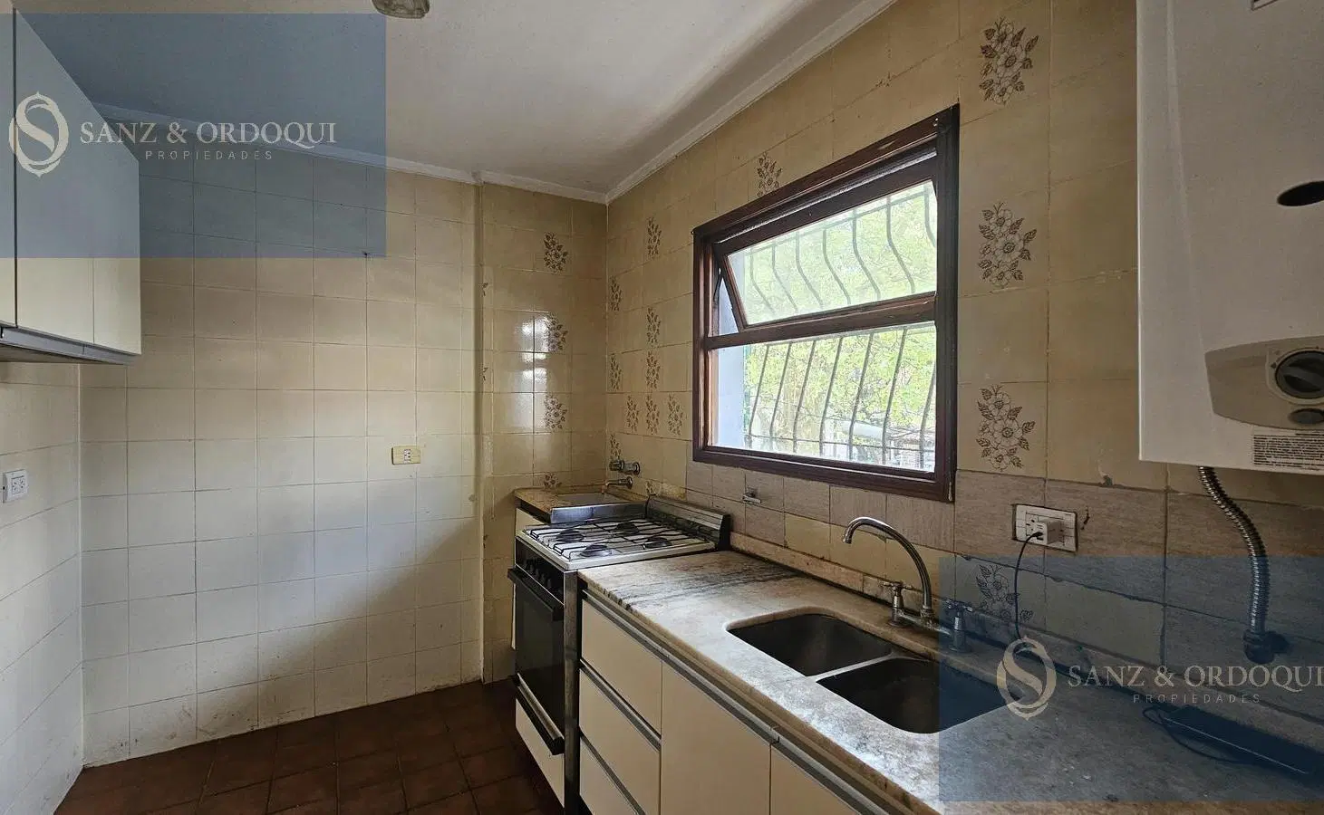 Venta - Departamento tres ambientes a la calle - Buenos aires 2525 3