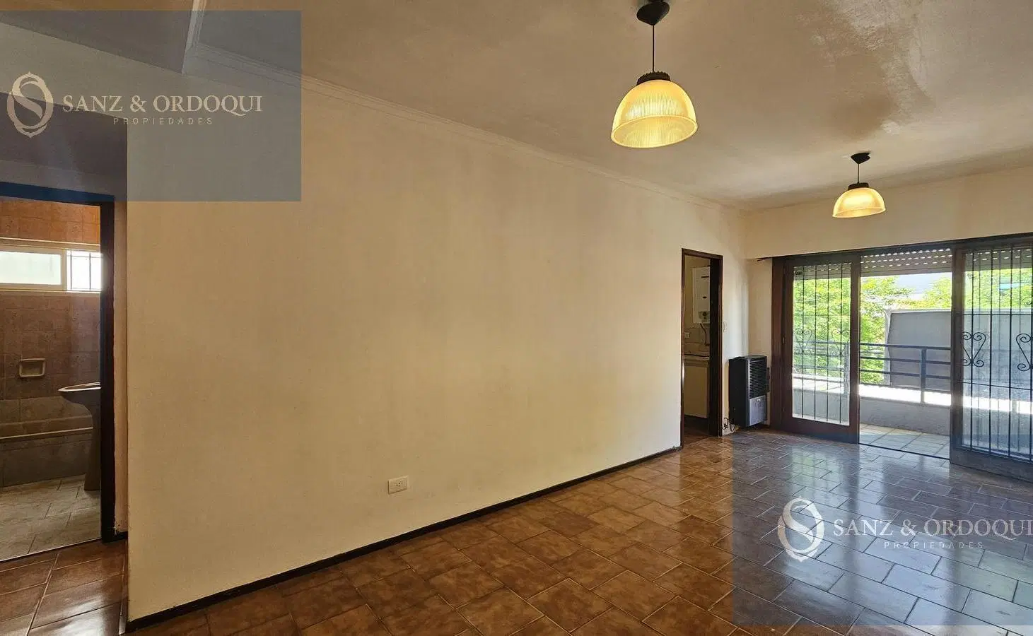 Venta - Departamento tres ambientes a la calle - Buenos aires 2525 4