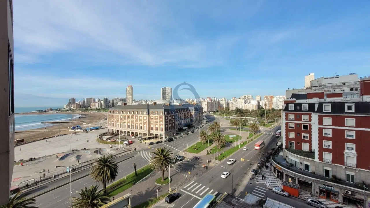 Departamento en Centro · balcón con vista al mar 3