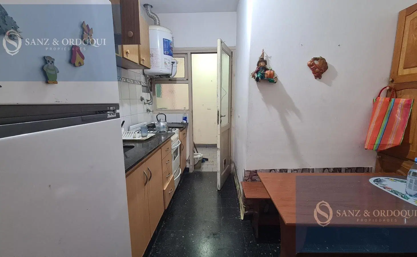 Alquiler Estudiantes - Departamento dos ambientes con patio - Av Colon 1930 5