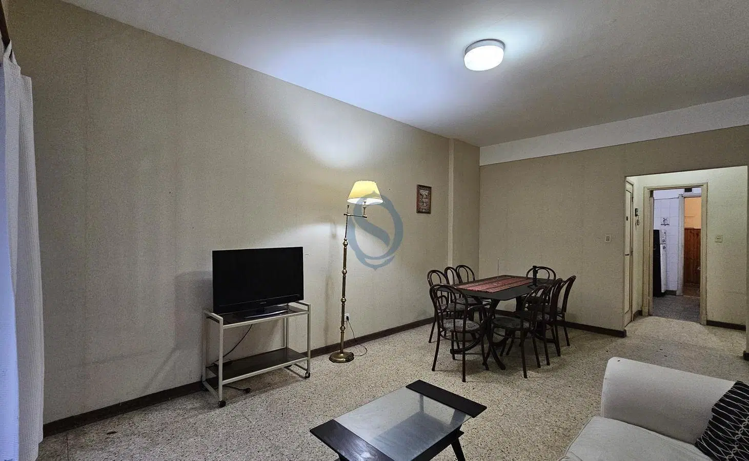 Venta - Departamento tres ambientes con dependencia - Av colon 2154 2