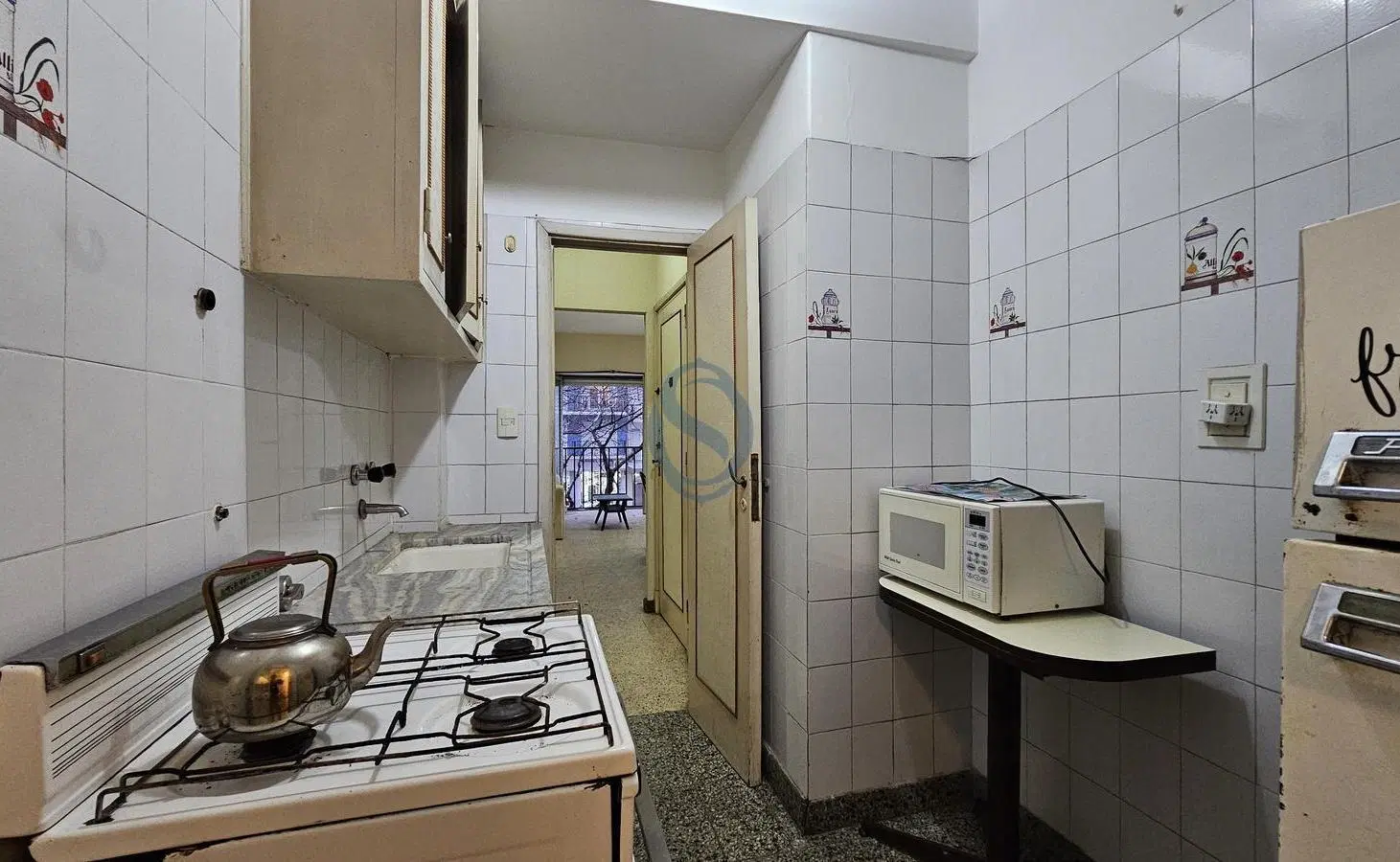 Venta - Departamento tres ambientes con dependencia - Av colon 2154 4