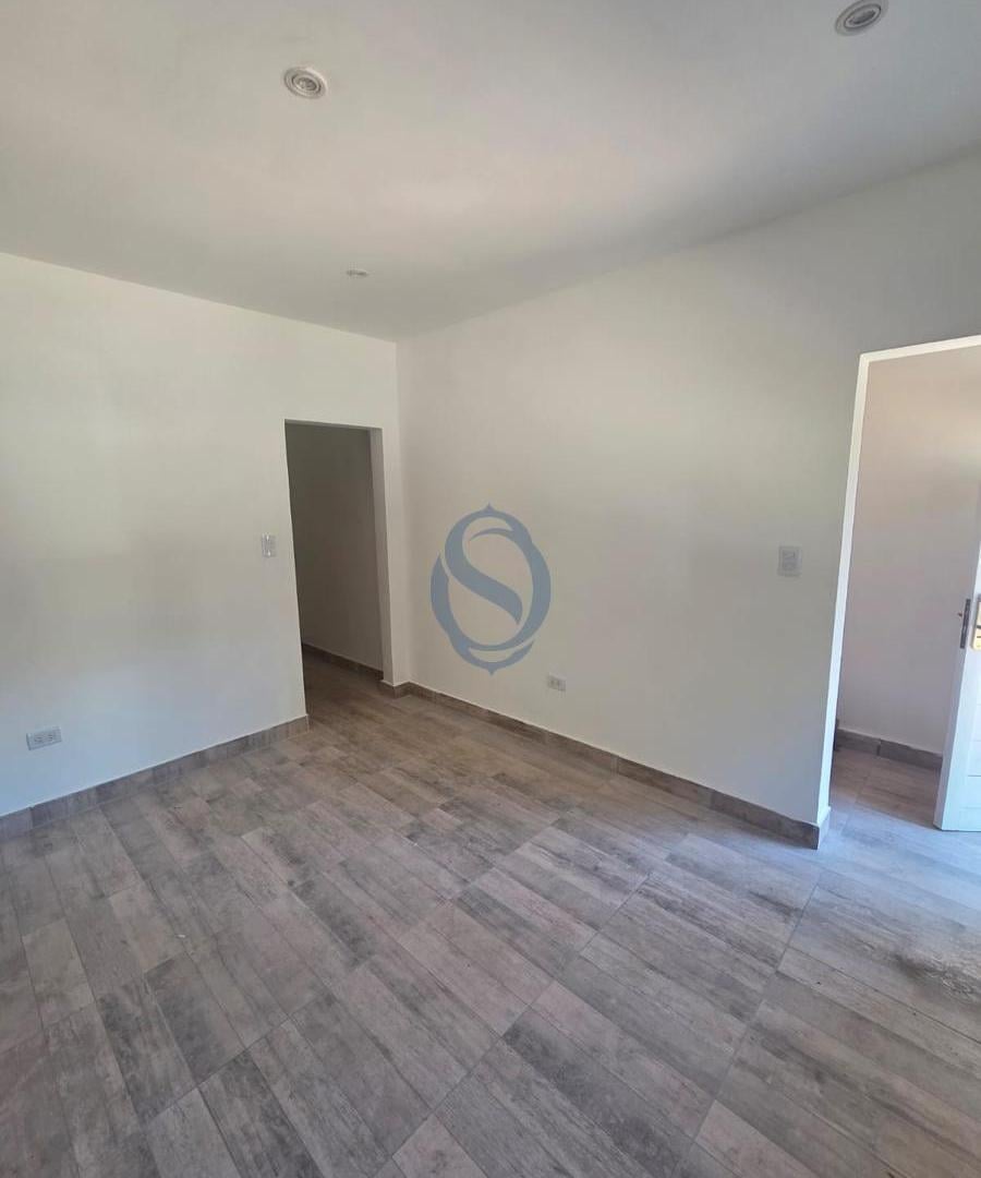Venta - PH tres ambientes en duplex a la calle - Falucho 4524