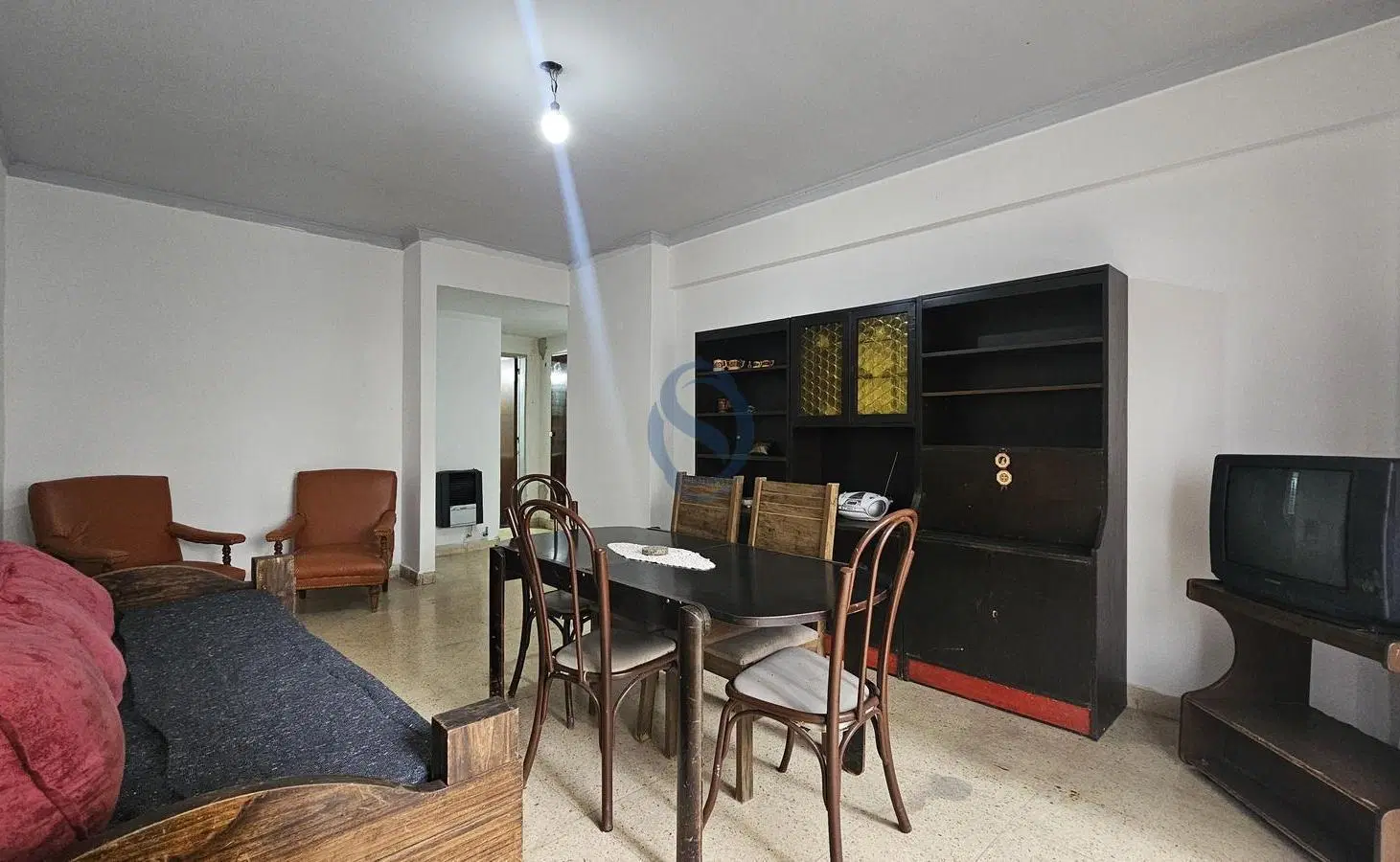 Venta - Departamento dos ambientes con balcón y patio interno - Lamadrid 2271 3