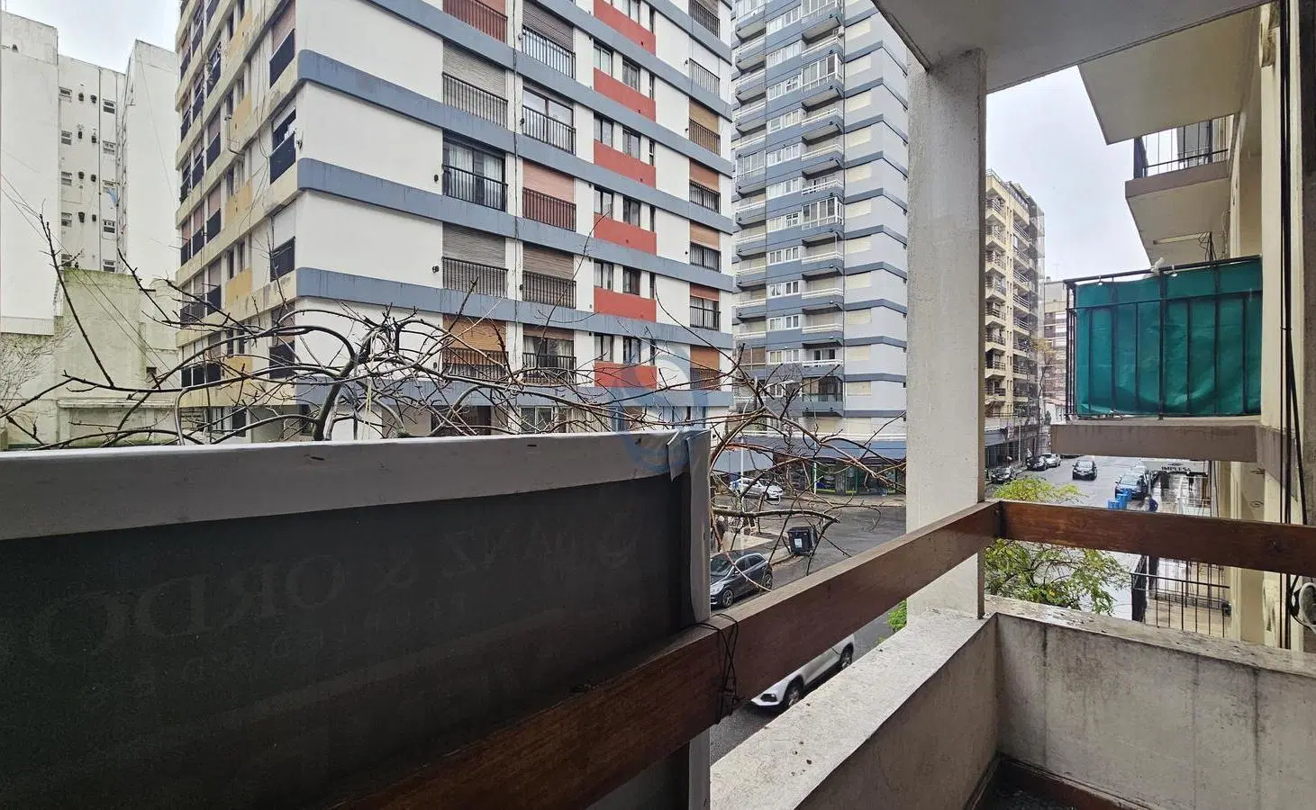 Venta - Departamento dos ambientes con balcón y patio interno - Lamadrid 2271 1
