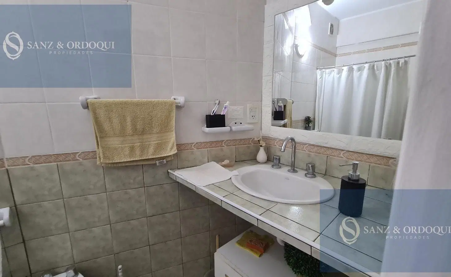Alquiler temporario - Departamento tres ambientes con balcon lateral - Boulevard Maritimo 3039 5