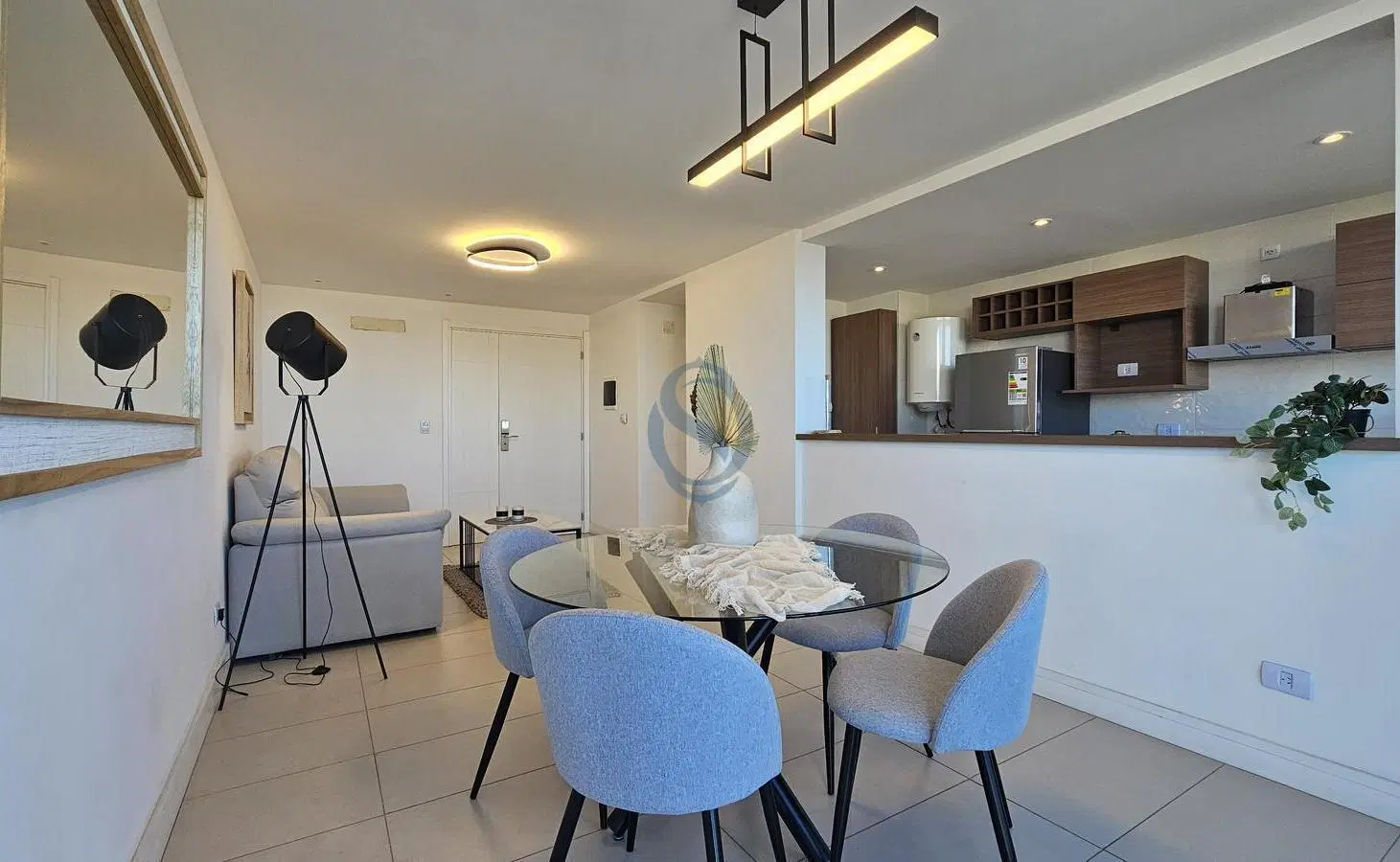 Venta Departamento dos ambientes a estrenar con vista abierta a Plaza Colon 2