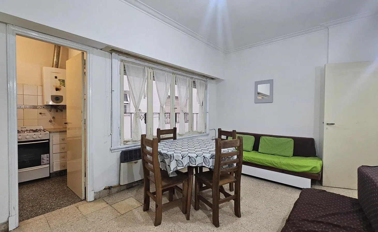 Alquiler 24 meses - Departamento dos ambientes interno - Av Colon 2164 5