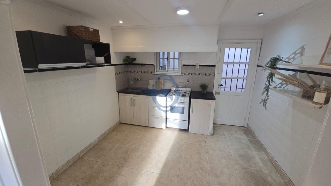 Foto de Alquiler 24 meses. PH de tres ambientes. Zona Villa Primera, imagen 5