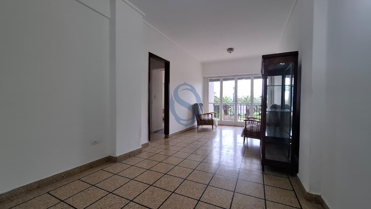 Foto de Alquiler 24 meses. 3 ambientes. Zona Plaza Colón, imagen 2