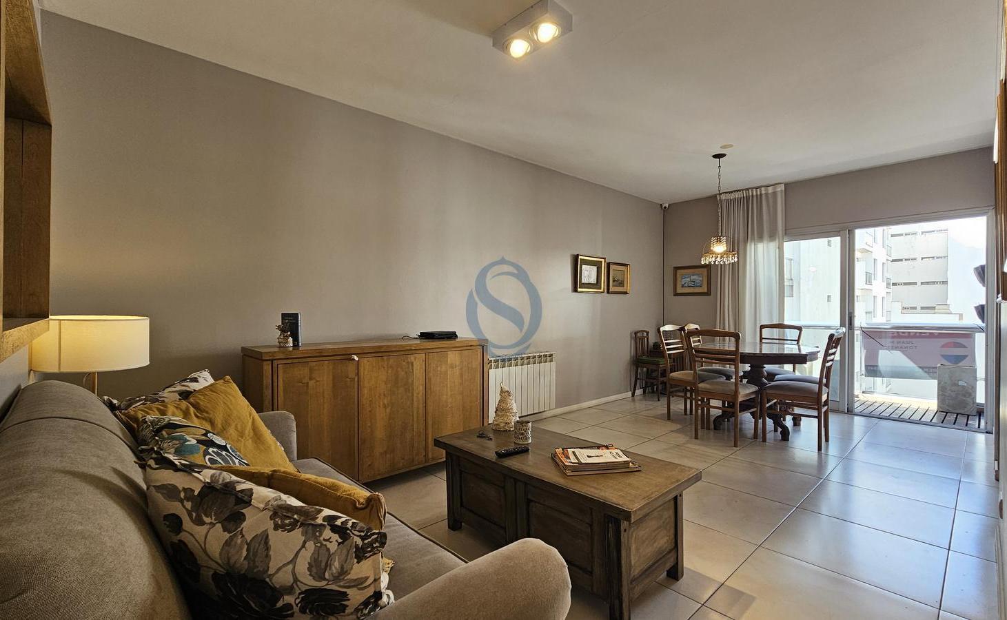 Foto de Venta - Semipiso moderno de tres ambientes a la calle con baulera, imagen 1