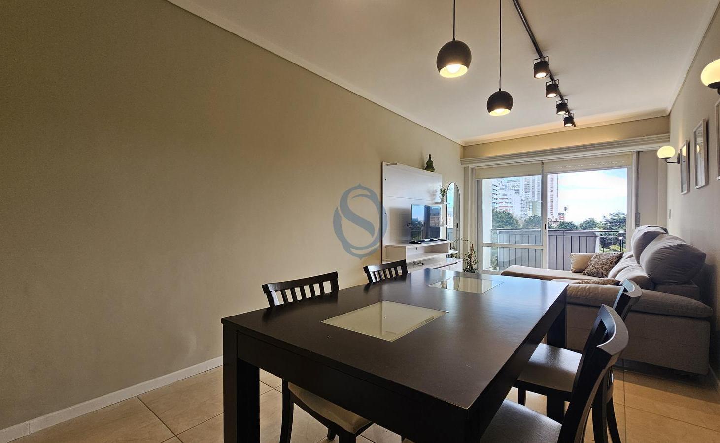 Foto de Venta - Departamento dos ambientes reciclado con balcón y vista a Plaza, imagen 5