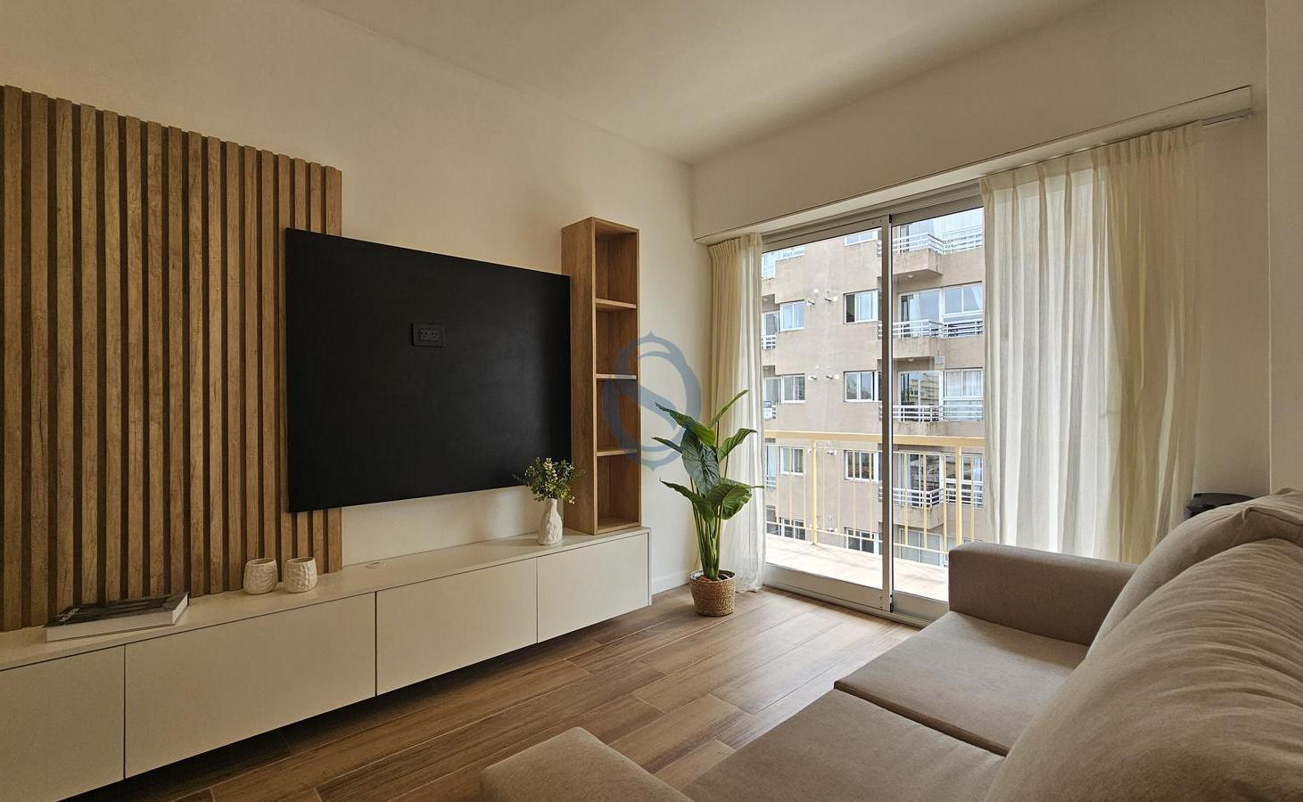 Foto de Venta - Departamento tres ambientes reciclado con balcon corrido, imagen 2