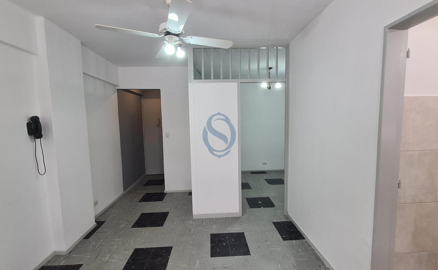 Foto de Departamento un ambiente dividido a la calle en Planta Baja, imagen 3