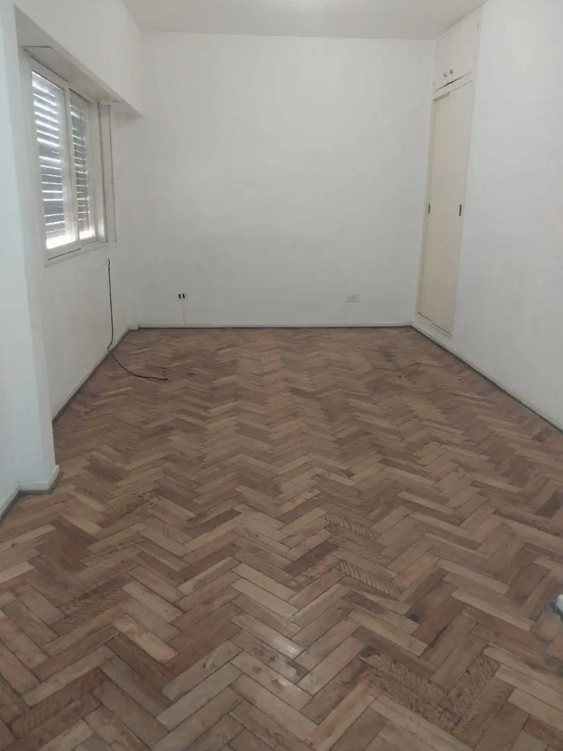 ALMAGRO ALQUILER MONOAMBIENTE C/PLACARD 1