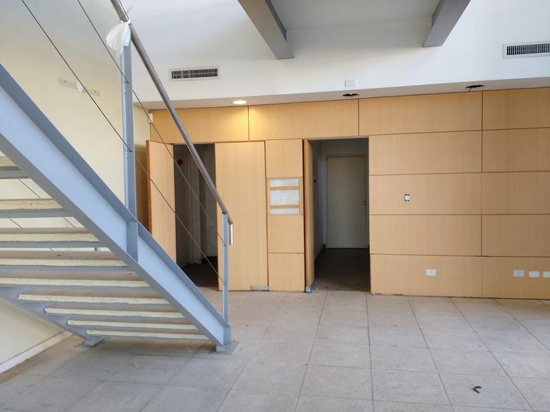 Nave Industrial en Alquiler 4700 m m² en Parque Industrial Campana. Opción en Leasing 1