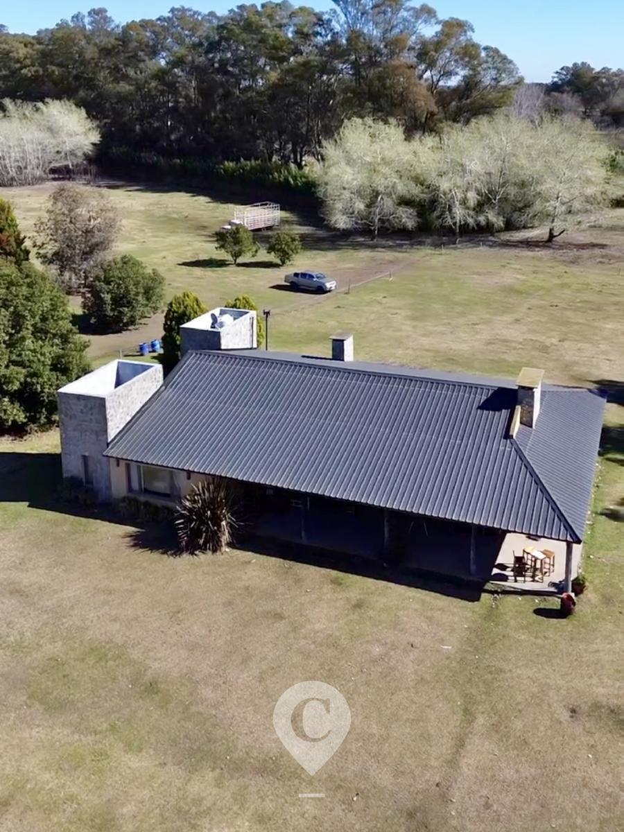 Chacra en Venta de 3 hectáreas. Casa con pileta. Country Las Vizcachas, Exaltación de la Cruz