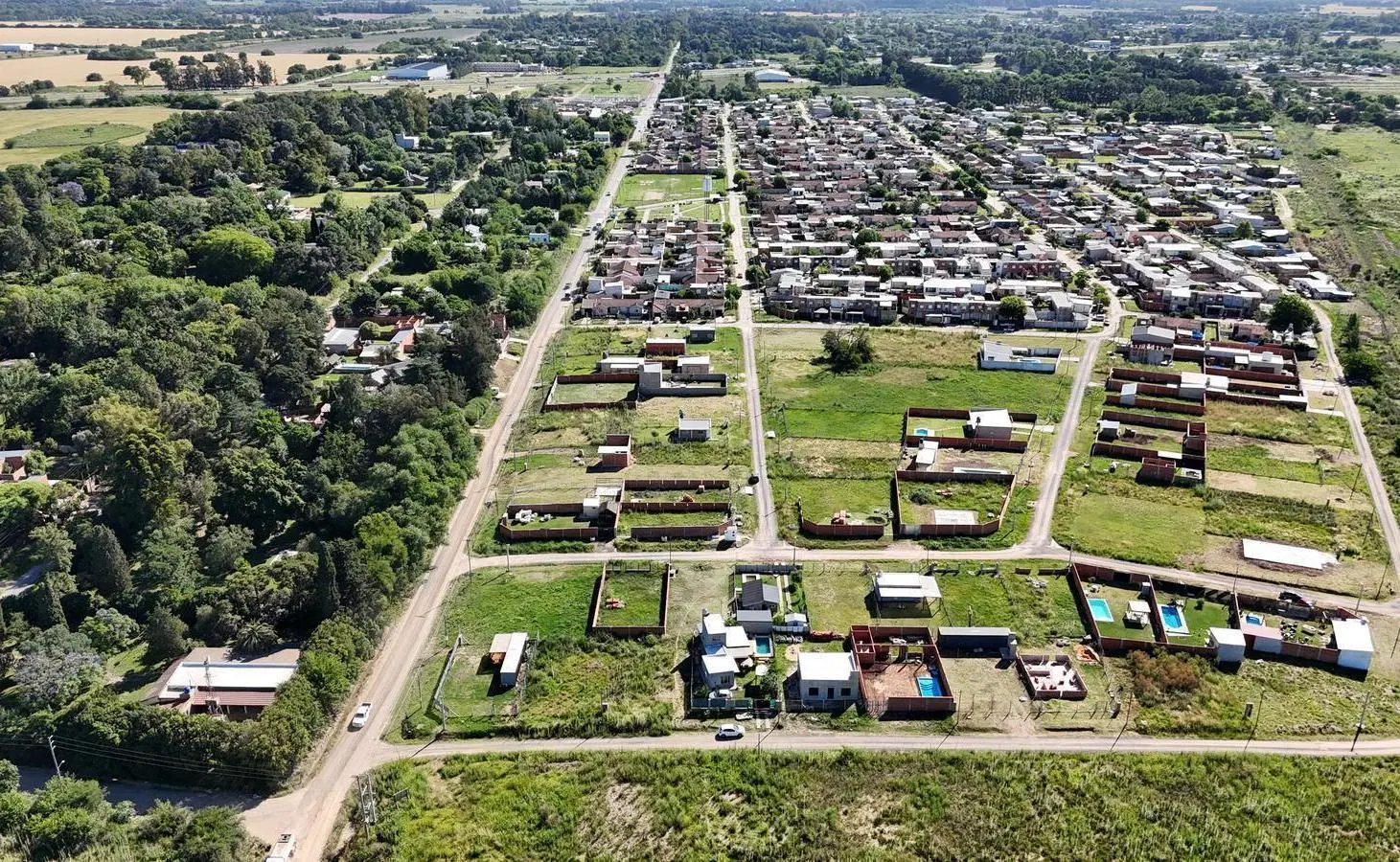 Terreno en Venta de 603 m2 totales. Las Mercedes, Barrio Abierto en Zárate 3