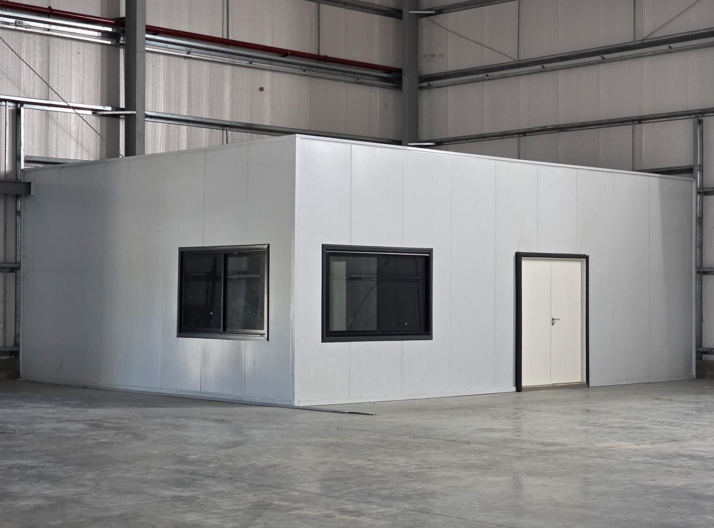Foto de Nave Industrial 2.000 m2 en Alquiler a Estrenar - Parque Industrial Ruta 6, imagen 2