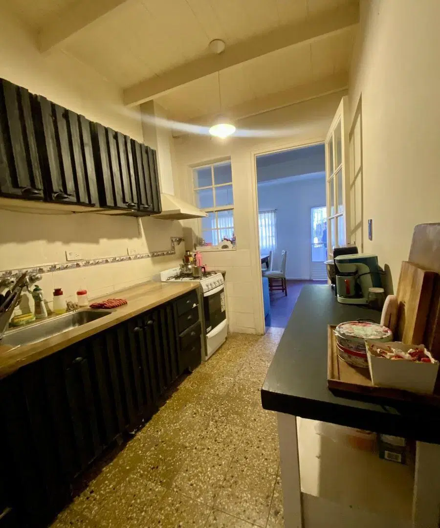 Casa en Venta de 3 dormitorios. Patio con parrilla. Cochera. Villa Massoni, Zárate 1