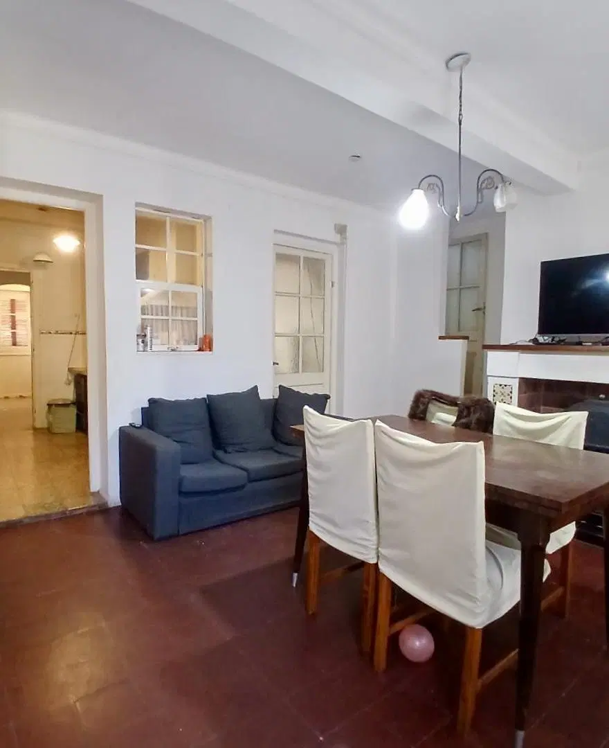 Casa en Venta de 3 dormitorios. Patio con parrilla. Cochera. Villa Massoni, Zárate 3
