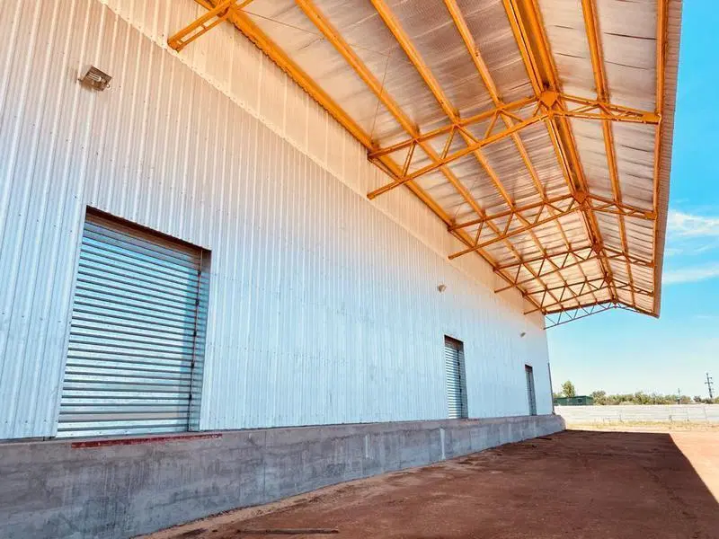 Nave industrial en Alquiler - Campana 3