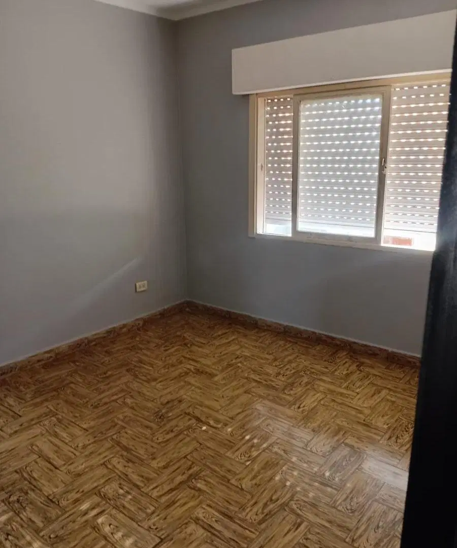 Casa en Venta de 2 dormitorios. Terreno de 356 m2. Ciudad de Campana 3