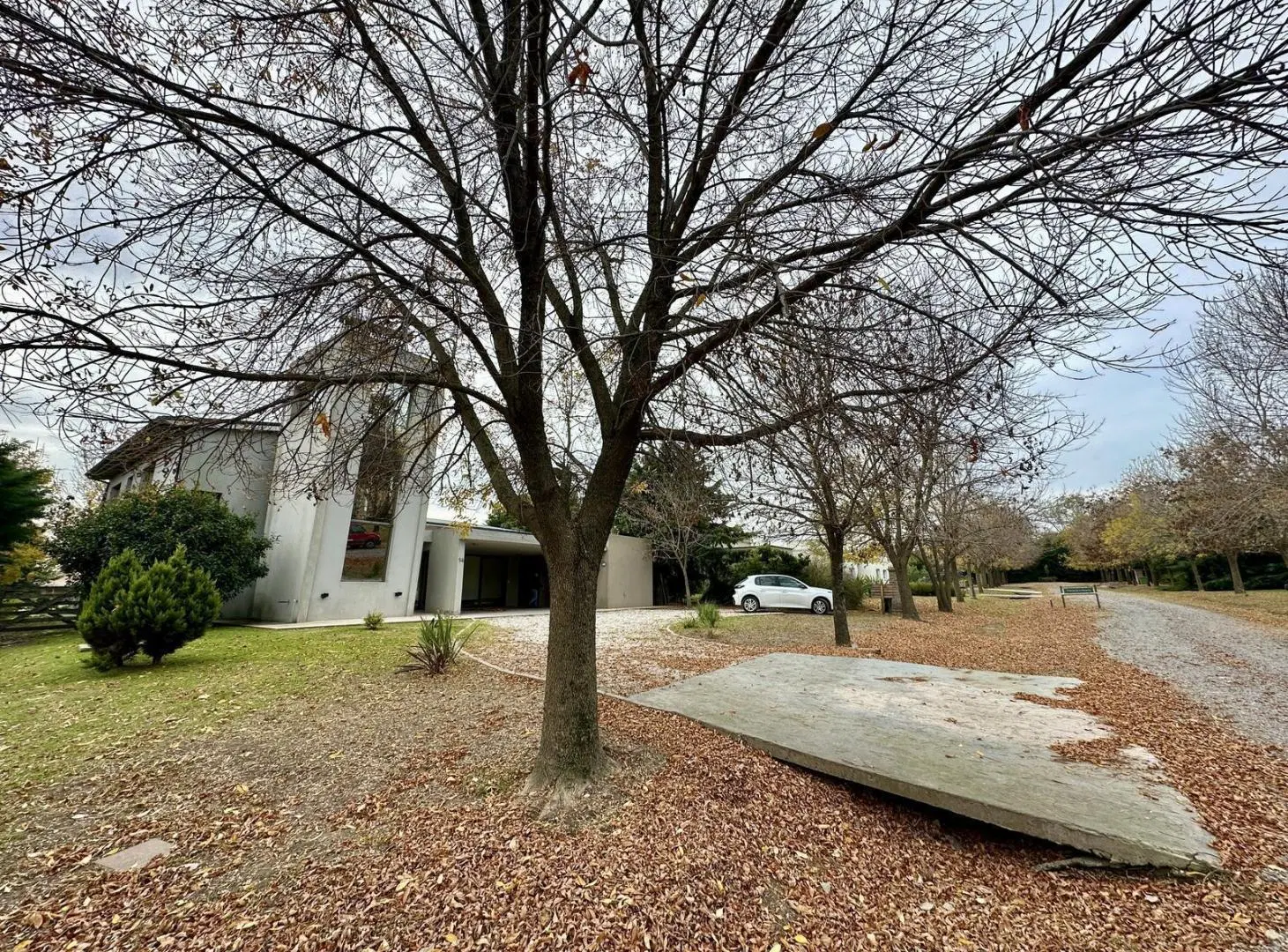 Gran casa de categoría en Venta en barrio Chacras de la Reserva. De 6 ambientes. Piscina 5