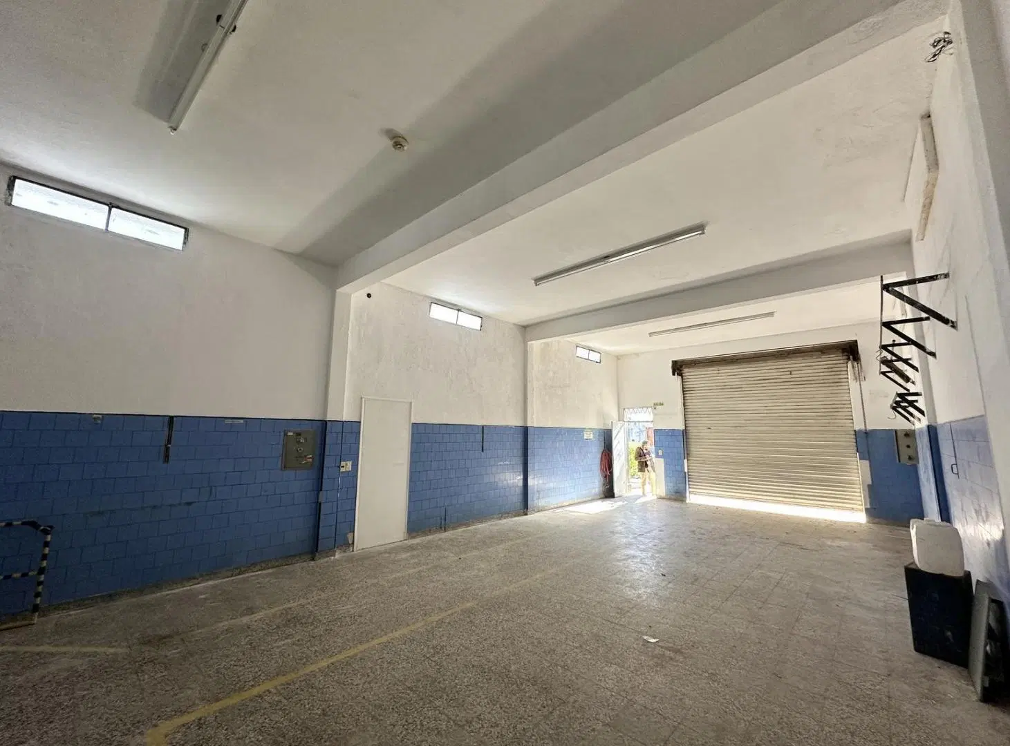 Excelente galpón/depósito ubicado en Centro Campana. Ubicación estratégica, Rubro alimenticio 4