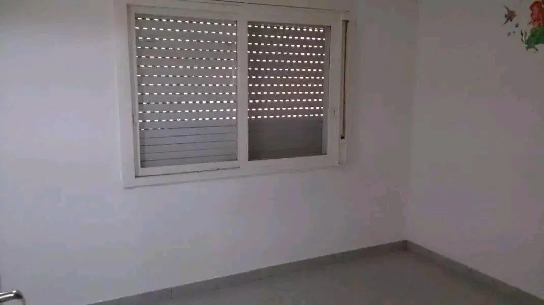 Departamento en Venta de 2 ambientes. Complejo con parque verde propio - Centro Campana 8