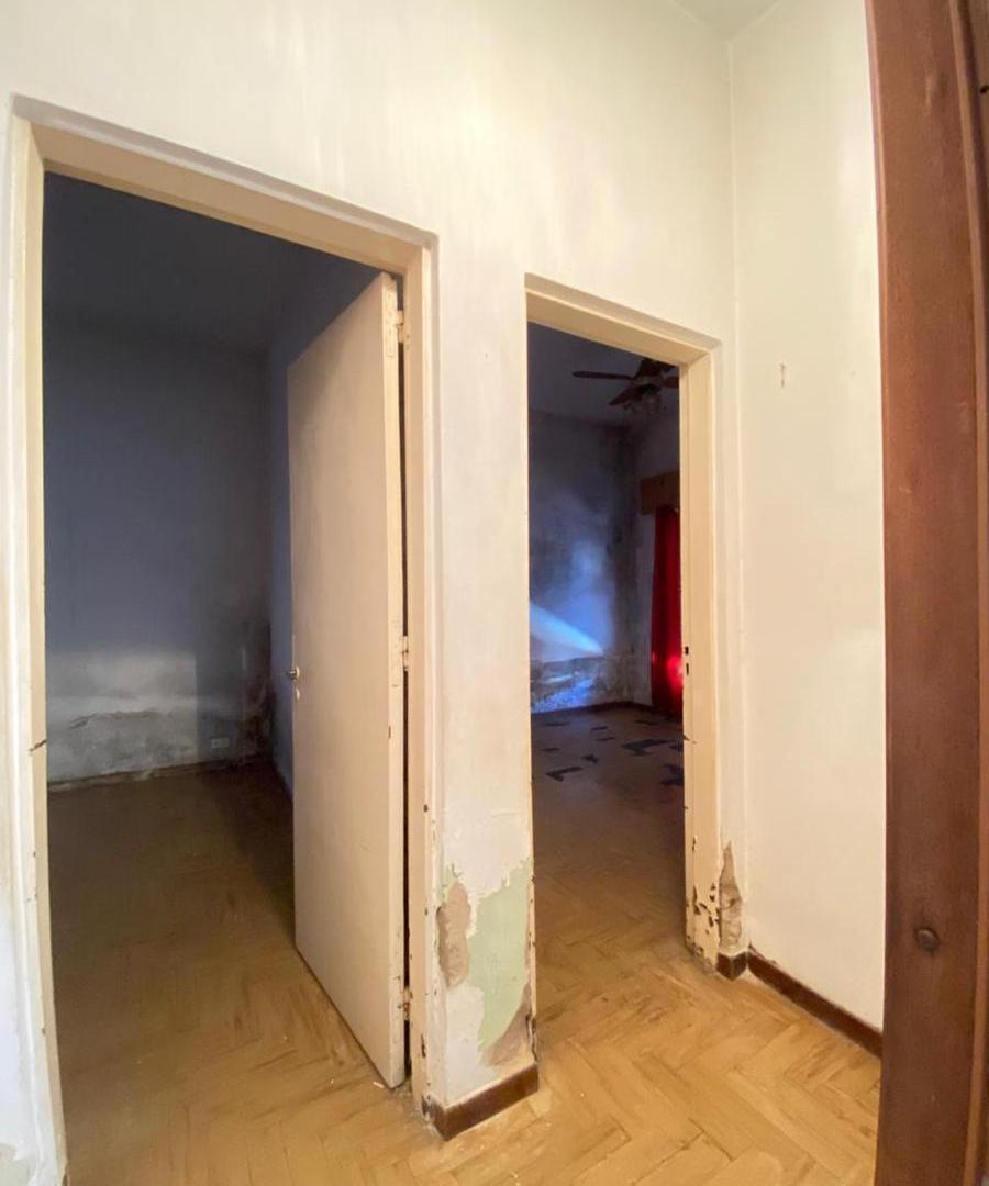 Foto de Casa en Venta de 3 dormitorios. Patio con parrilla y parque verde, imagen 3